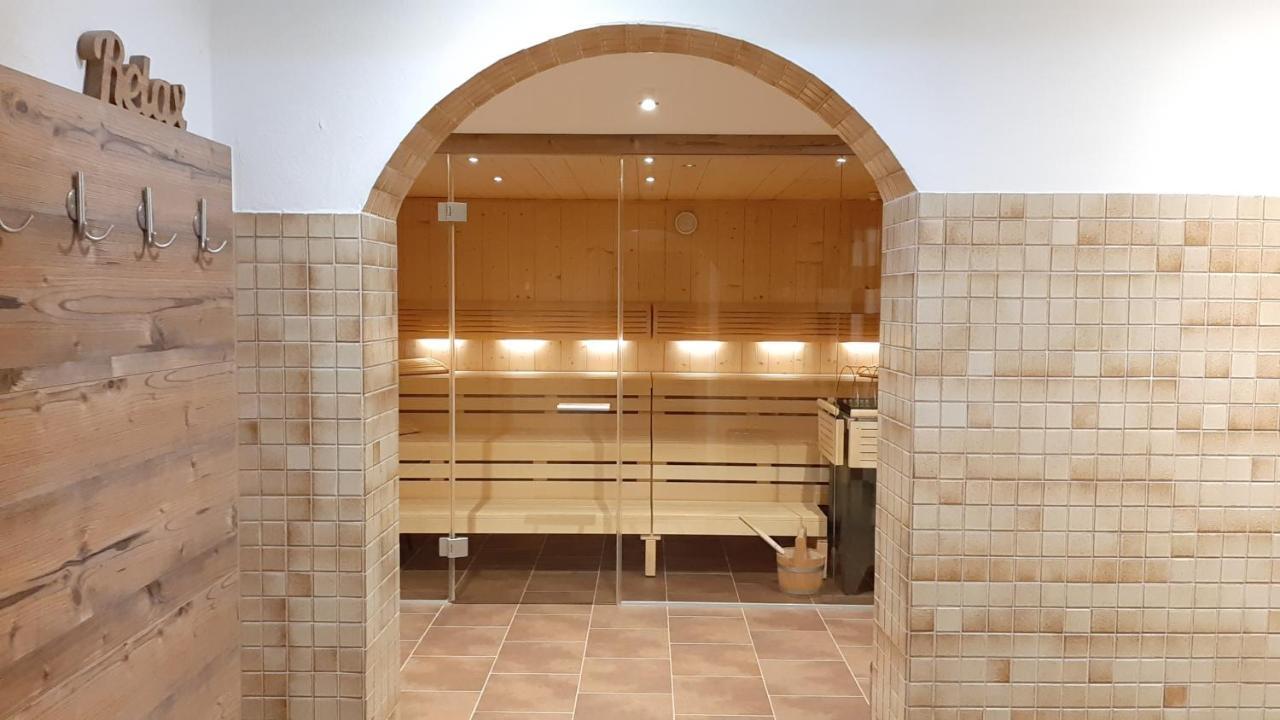 歌尼贝格兰德酒店 施图拜河谷新施蒂夫特 外观 照片