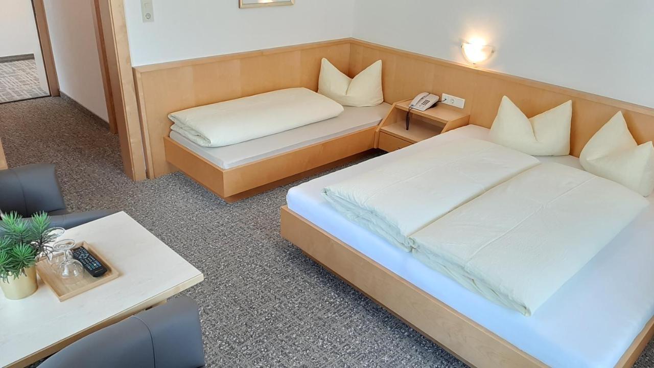 歌尼贝格兰德酒店 施图拜河谷新施蒂夫特 外观 照片